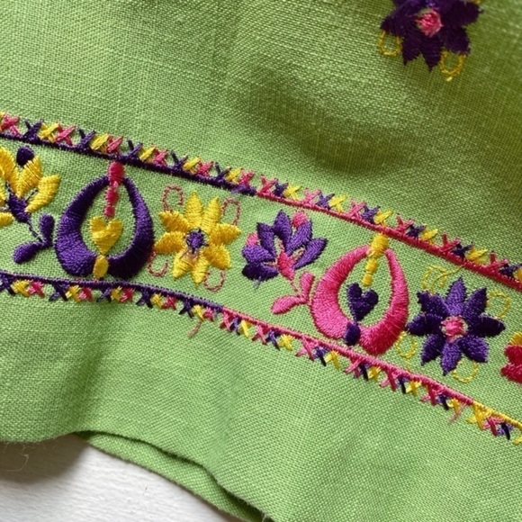 Lavande Green Sheath Sleeveless Midi Dress with Colorful‎ Embroidered Flowers - Picture 9 of 14